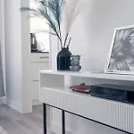 Easy Rent- Wronska 3d, Free Parking, 24h Check-in Apartment Lublin