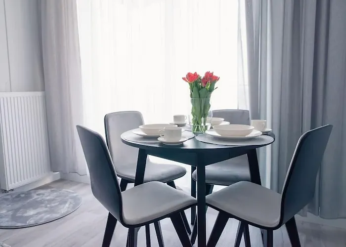 Easy Rent- Wronska 3d, Free Parking, 24h Check-in *