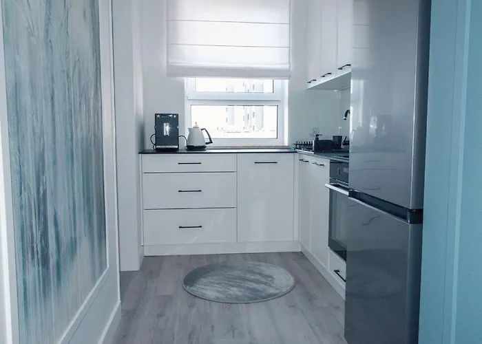 Easy Rent- Wronska 3d, Free Parking, 24h Check-in